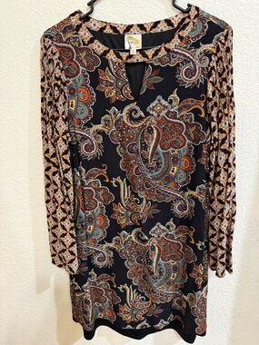 Fig And Flower Paisley Artsy Print  Long Sleeves